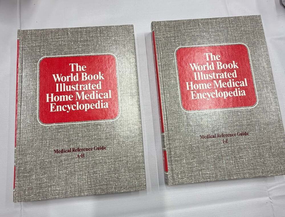 The World Book Illustrated Home Medical Encyclopedia 2 volume Set A-H & I-Z 1980